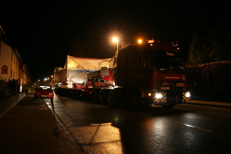 Paule MB Actros 4160 mit Goldhofer THP - Copyright: www.olli80.de