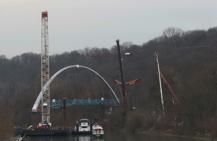 Paule LTM 1300/1, LTM 1400-7.1 sowie Barthel CC 2000 S - Copyright: www.olli80.de