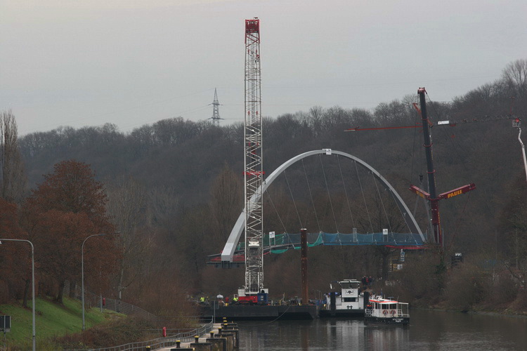 Paule LTM 1400-7.1 sowie Barthel CC 2000 S - Copyright: www.olli80.de