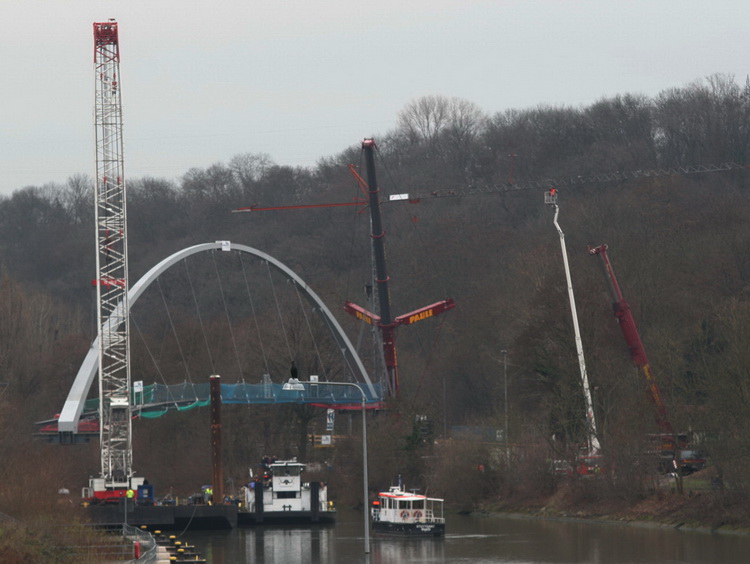 Paule LTM 1300/1, LTM 1400-7.1 sowie Barthel CC 2000 S - Copyright: www.olli80.de