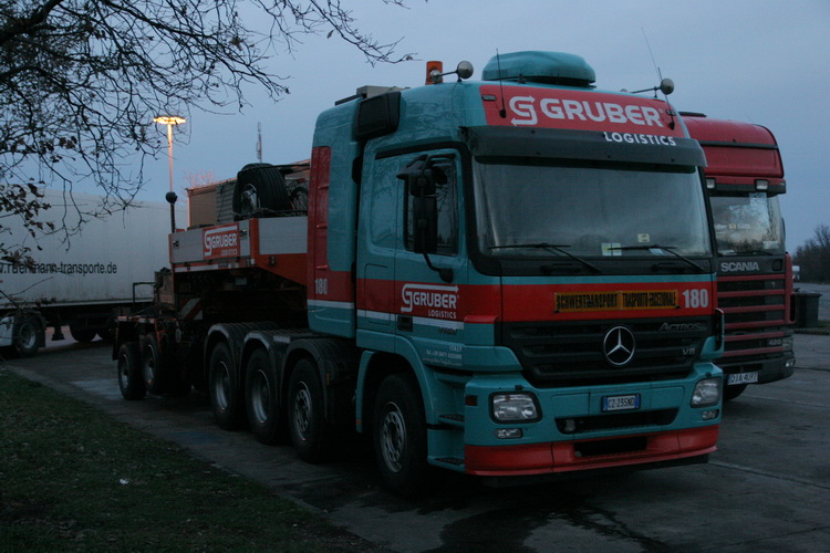 Gruber Actros 4160