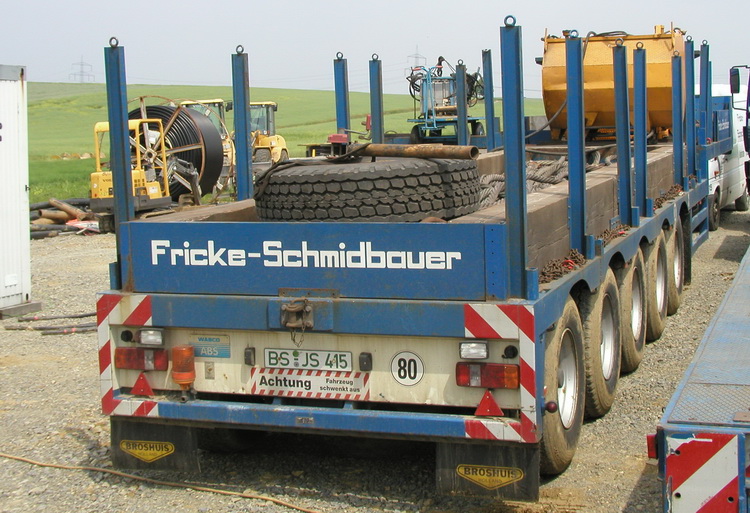 Fricke-Schmidbauer Auflieger - Copyright: www.olli80.de