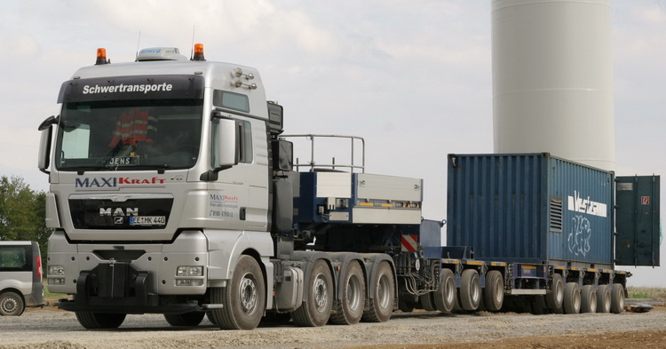 Maxikraft MAN TGX 41.680 - Copyright: www.olli80.de