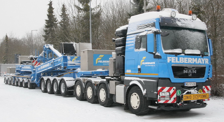 Felbermayr MAN TGX 41.680 mit Megawindmilltransporter - Copyright: www.olli80.de