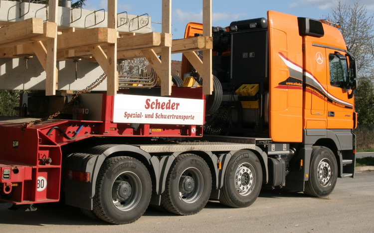 Scheder Actros MP III 4160 - Copyright: www.olli80.de