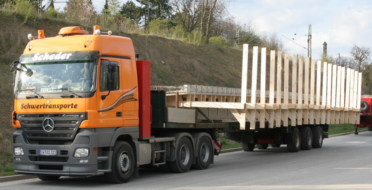 Scheder Actros MP II 3255  - Copyright: www.olli80.de
