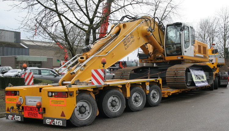 GC v/d Meer Actros mit Goldhofer XLE 6 - Copyright: www.olli80.de