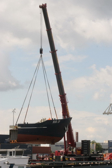 Paule Schiffsverladung - Copyright: www.olli80.de