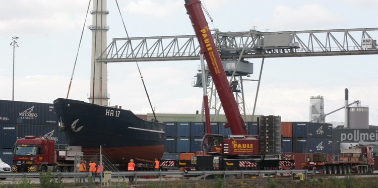 Paule Schiffsverladung  - Copyright: www.olli80.de