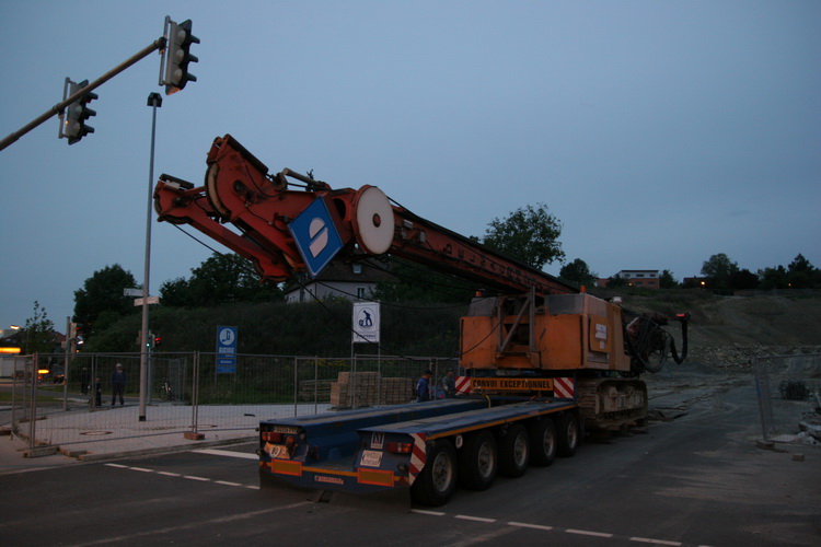 Giebel Actros Titan mit Nicolas-Auflieger - Copyright: www.olli80.de