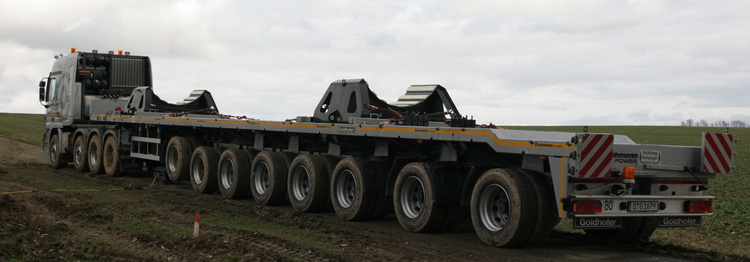 Grohmann Actros MP II 4160 mit Goldhofer Auflieger  - Copyright: www.olli80.de