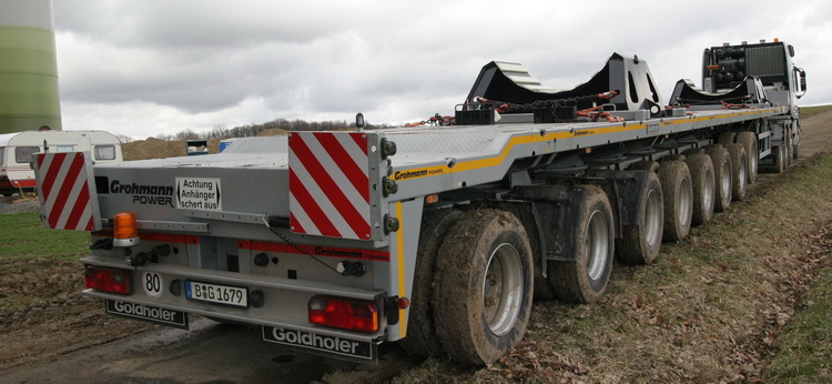 Grohmann Actros MP II 4160 mit Goldhofer Auflieger - Copyright: www.olli80.de