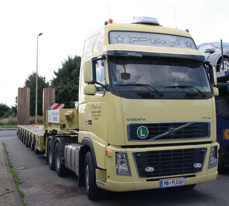 Volvo FH 16 der Spedition Ploj
