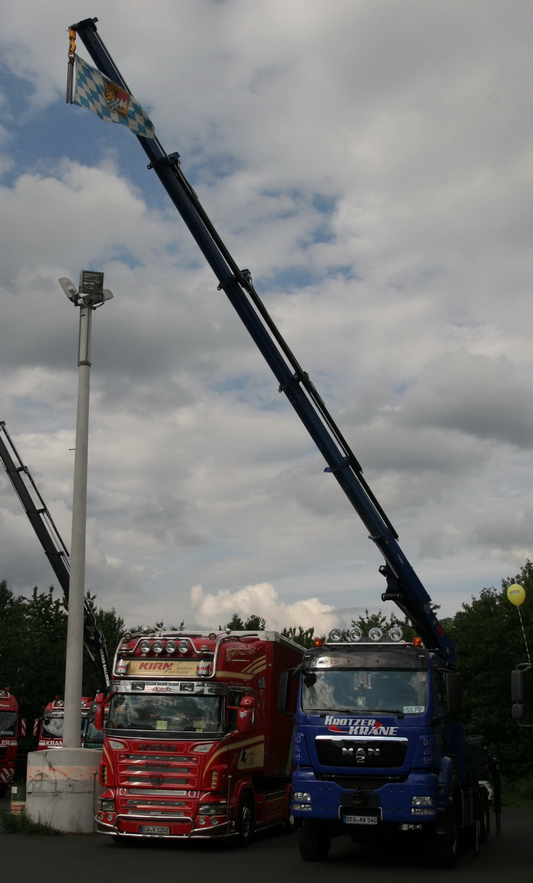 Krotzer Kran MAN TGS - Copyright: www.olli80.de