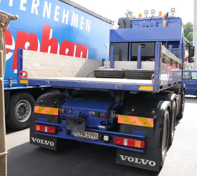 Willenborg Volvo FH 16 - Copyright: www.olli80.de