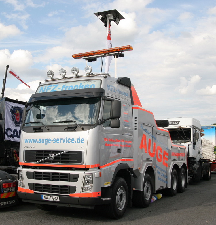 Auge Volvo FH Abschlepper - Copyright: www.olli80.de