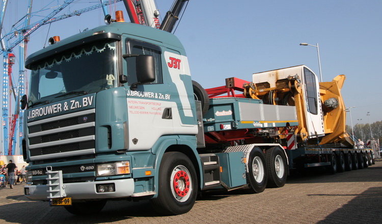 J. Brouwer Scania - Copyright: www.olli80.de