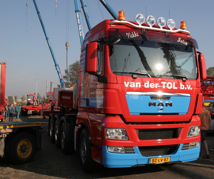 MAN TGX 41.540 van der Tol - Copyright: www.olli80.de