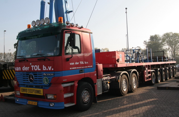 van der Tol Actros - Copyright: www.olli80.de