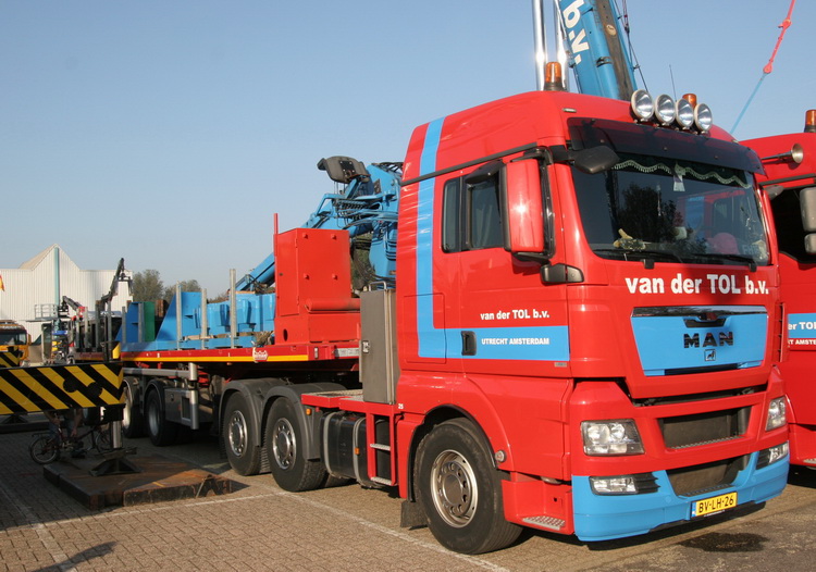 van der Tol Zugmaschine  - Copyright: www.olli80.de