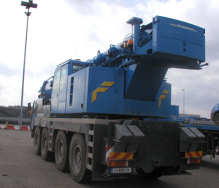 Felbermayr LTM 1090/2 - Copyright: www.olli80.de