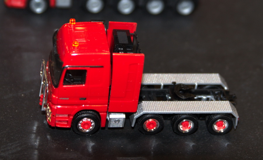 Henry Stegemann - MB Actros 4165 - Copyright: www.olli80.de