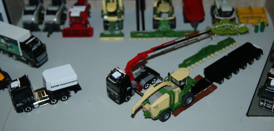 J. de Kort: Transport landwirtschaftlicher Fahrzeuge - Copyright: www.olli80.de