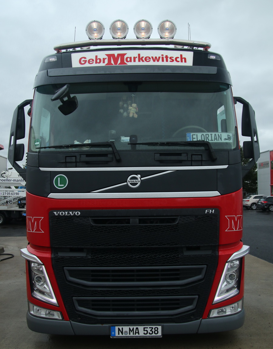 Gebr. Markewitsch Volvo FH 540 mit MKG Ladekran - Copyright: www.olli80.de