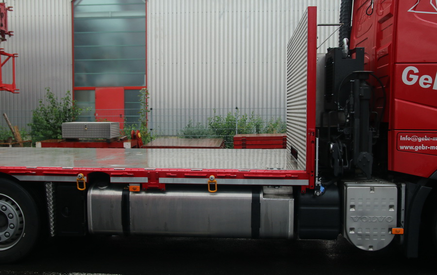 Gebr. Markewitsch Volvo FH 540 mit MKG Ladekran - Copyright: www.olli80.de