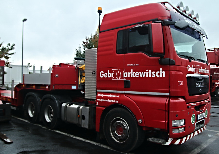 Gebr. Markewitsch MAN TGX 33.540 mit Doll Panther Semiauflieger - Copyright: www.olli80.de