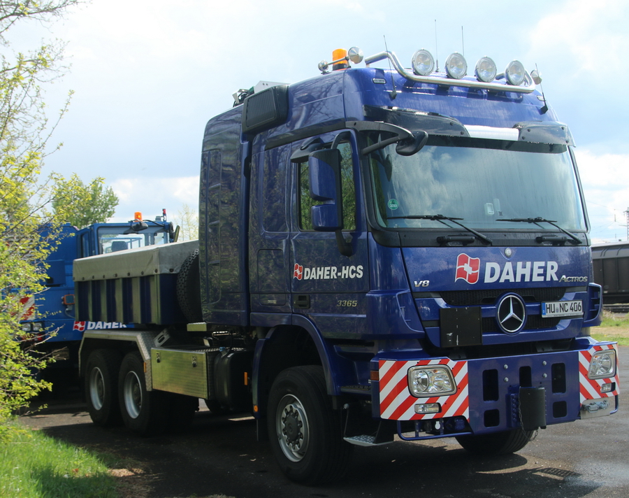 Daher-NCS MB Actros MP III 3365 - Copyright: www.olli80.de