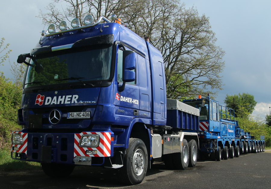 Daher-NCS MB Actros MP III 3365  - Copyright: www.olli80.de