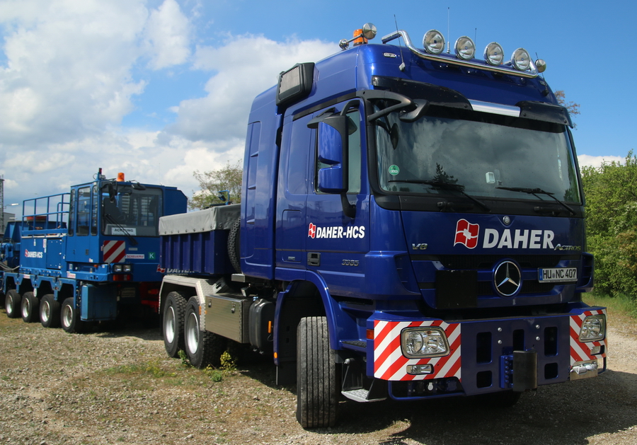 Daher-NCS MB Actros MP III 3365 - Copyright: www.olli80.de