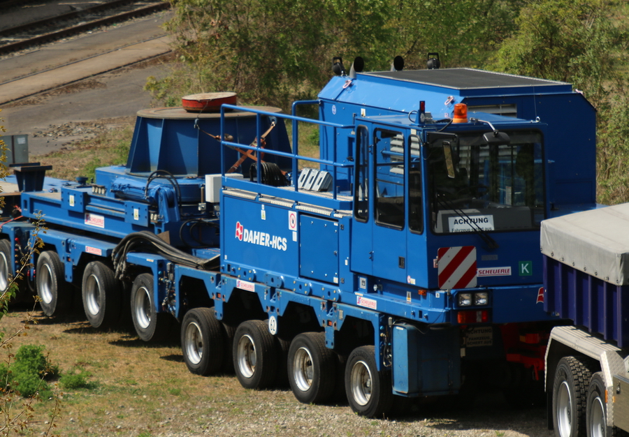 Daher-NCS Scheuerle Interkombi mit Antriebseinheit - Neue Heuler  - Copyright: www.olli80.de