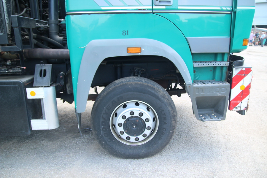 Kübler Iveco Titan Z 32 500 FI  - Copyright: www.olli80.de