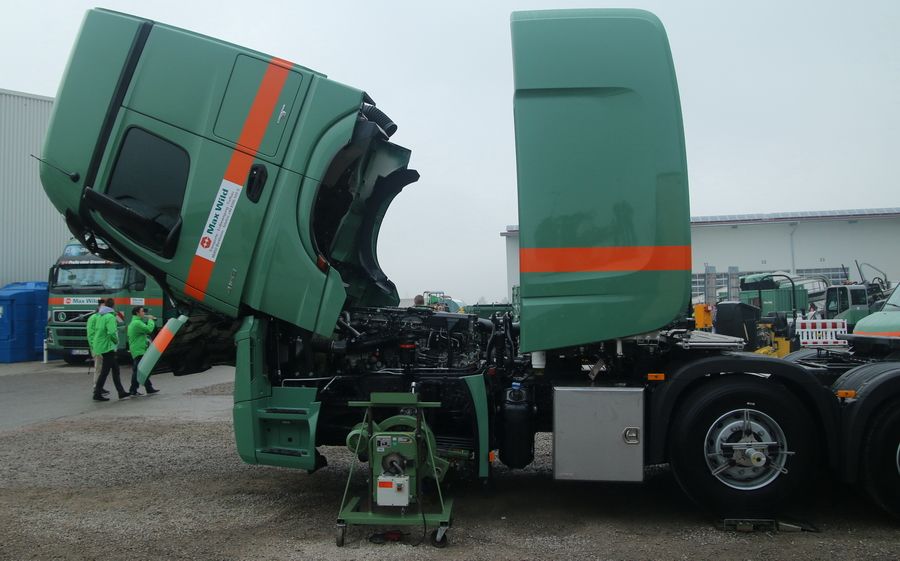 Max Wild MB Actros 4163 - Copyright: www.olli80.de
