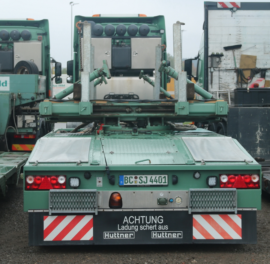 Max Wild Volvo FH 16 580 mit Huttner Nachläufer  - Copyright: www.olli80.de