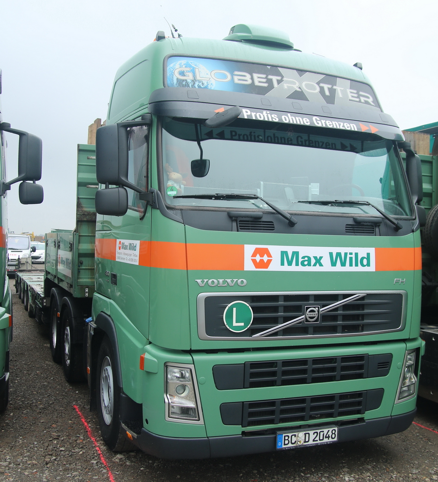 Max Wild Volvo FH mit Vorlaufachse - Copyright: www.olli80.de