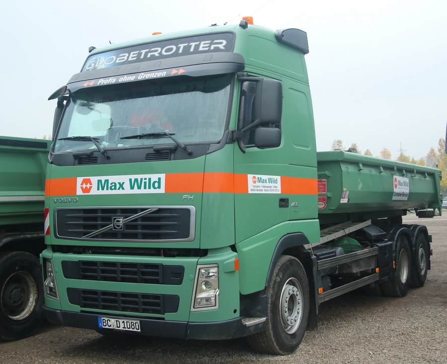 Max Wild Volvo FH 480 mit Abrollmulde  - Copyright: www.olli80.de