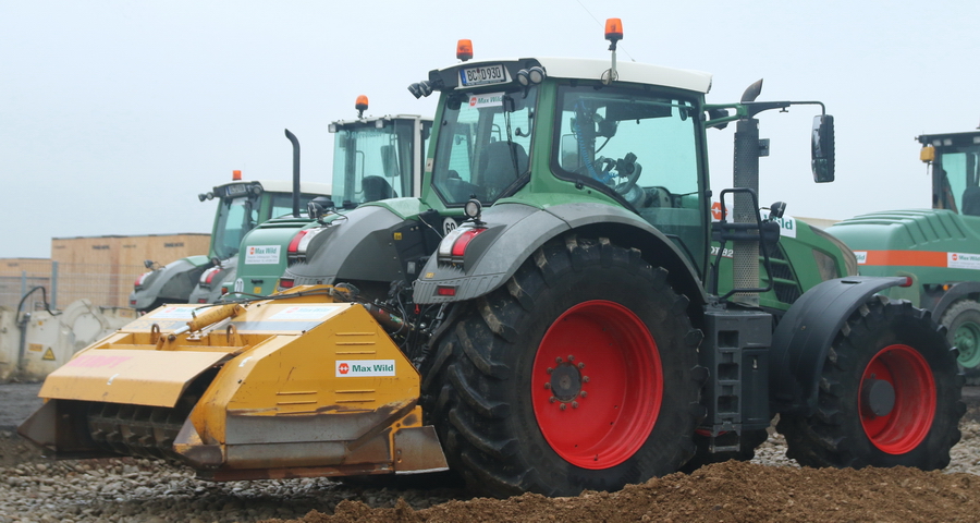 Max Wild Fendt Vatrio 828 - Copyright: www.olli80.de