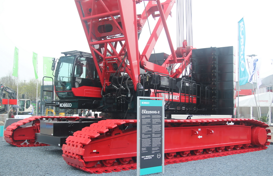 Kobelco CKE 2500G-2 Mammoet - Copyright: www.olli80.de