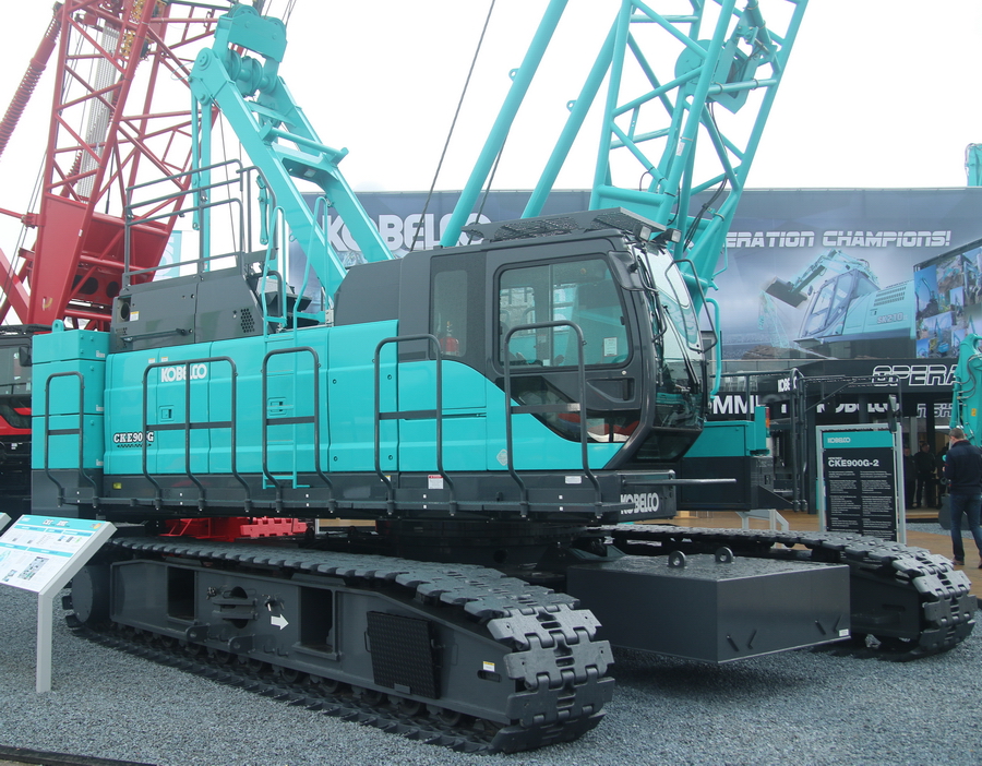 Kobelco CKE 900G - Copyright: www.olli80.de