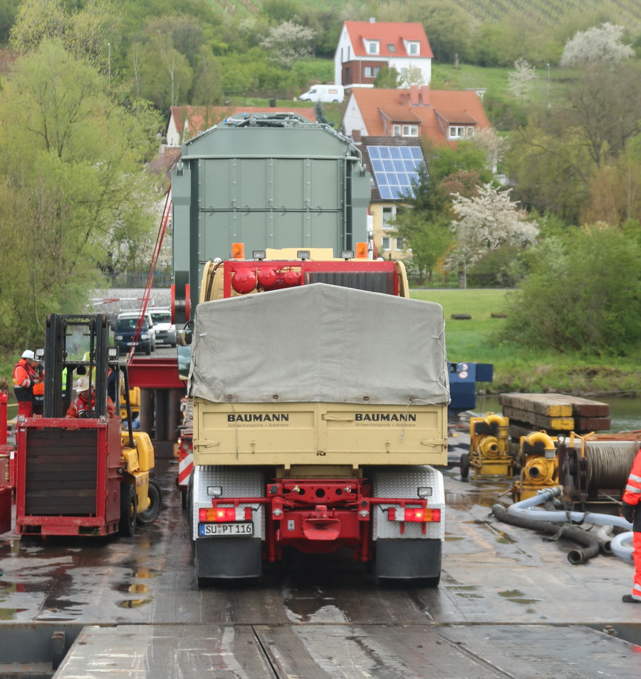 Baumann MB Actros Heckansicht - Copyright: www.olli80.de