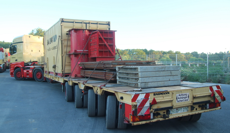 Baumann Actros 2545 mit Goldhofer Semi - Copyright: www.olli80.de