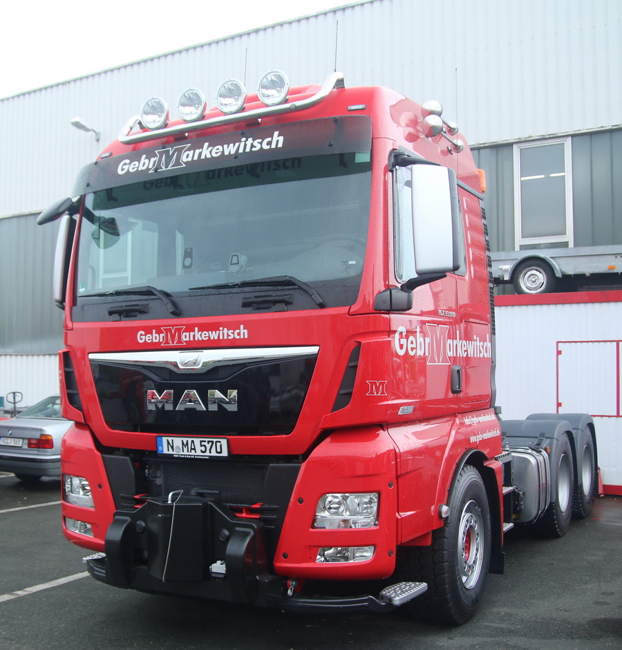 Gebr. Markewitsch - MAN TGX 33.560 D38 - Copyright: www.olli80.de