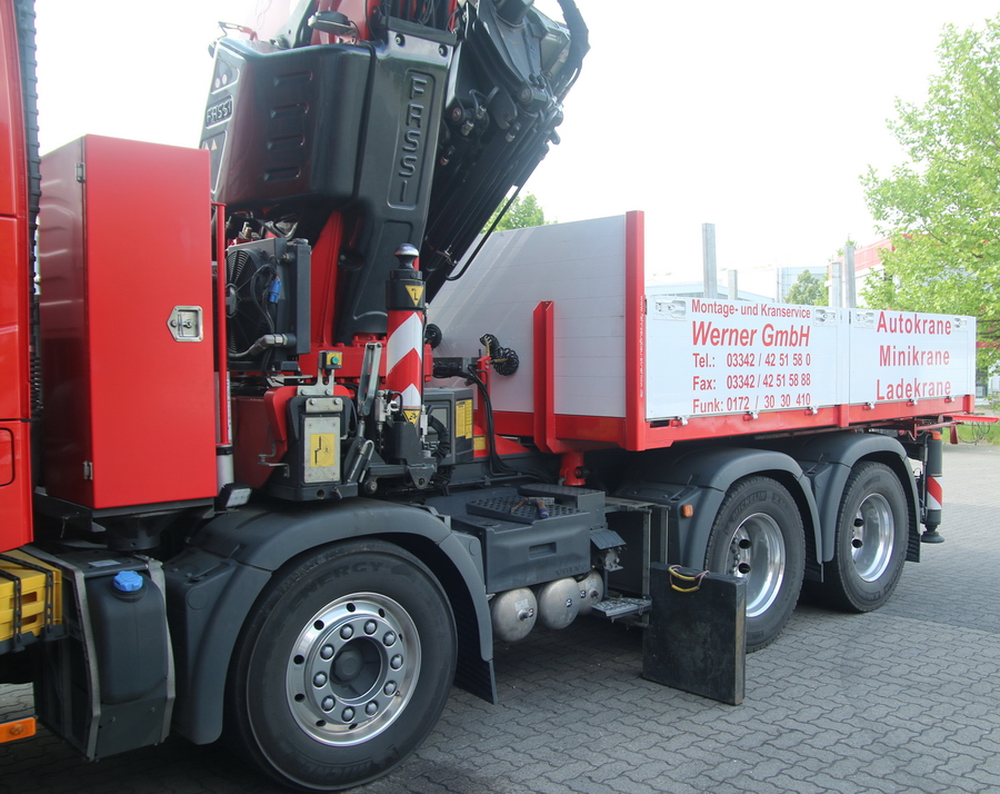 Montage und Kranservice Werner GmbH: Volvo FH 540 mit Fassi F 820  - Copyright: www.olli80.de