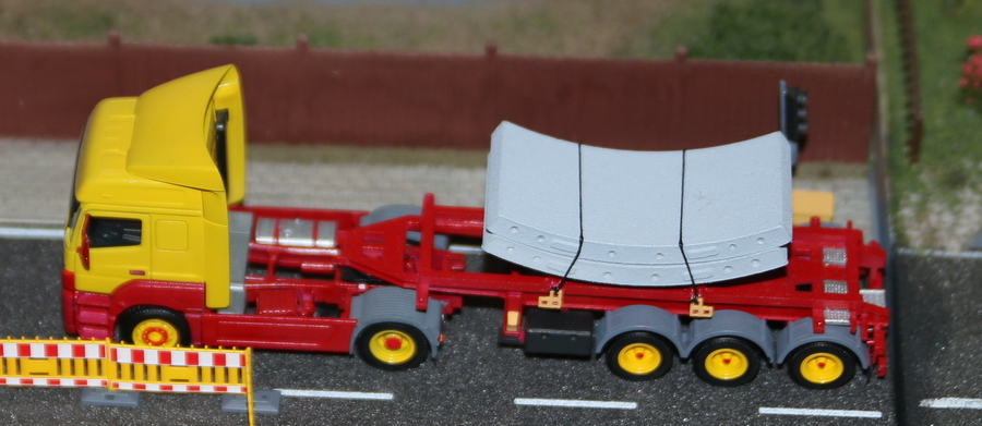 Andreas Schulze: Betonteiltransport - Copyright: www.olli80.de