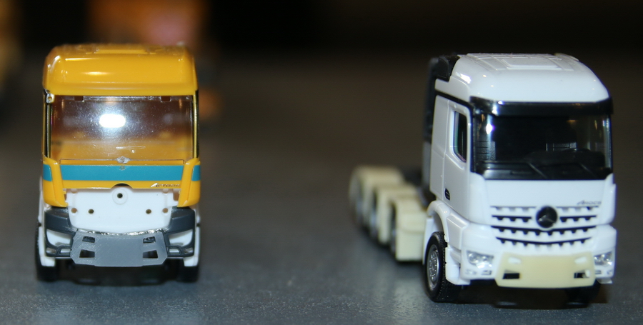 Henry Stegemann: Zurüstteile für MB Actros - Copyright: www.olli80.de