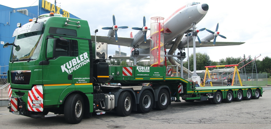 Kübler MAN TGX 41.540 mit Nooteboom Semi  - Copyright: www.olli80.de