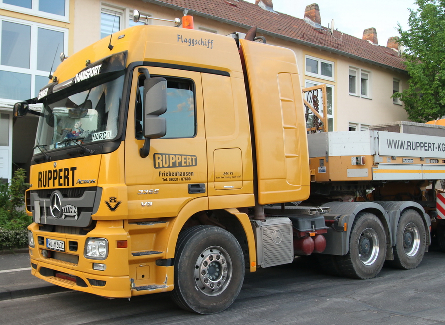 Ruppert MB Actros 3365 - Copyright: www.olli80.de